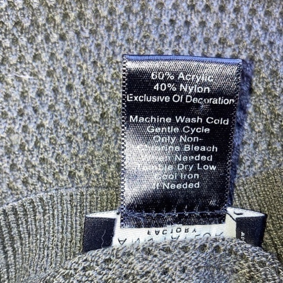 Ann Taylor petite size LP Forest green knit mesh - Picture 8 of 8